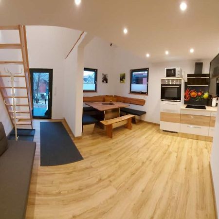 Ferienhaus: Mitten Auf Dem Reiterhof 오흐린겐 외부 사진